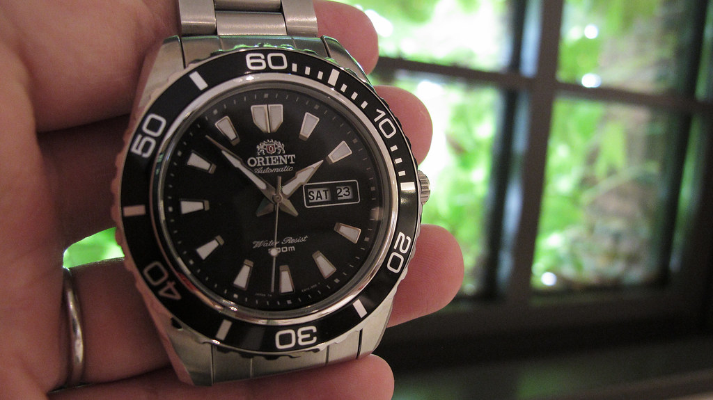 Addie’s Dive Watches Review: Microbrand Diver That Earns Its $400 Price
